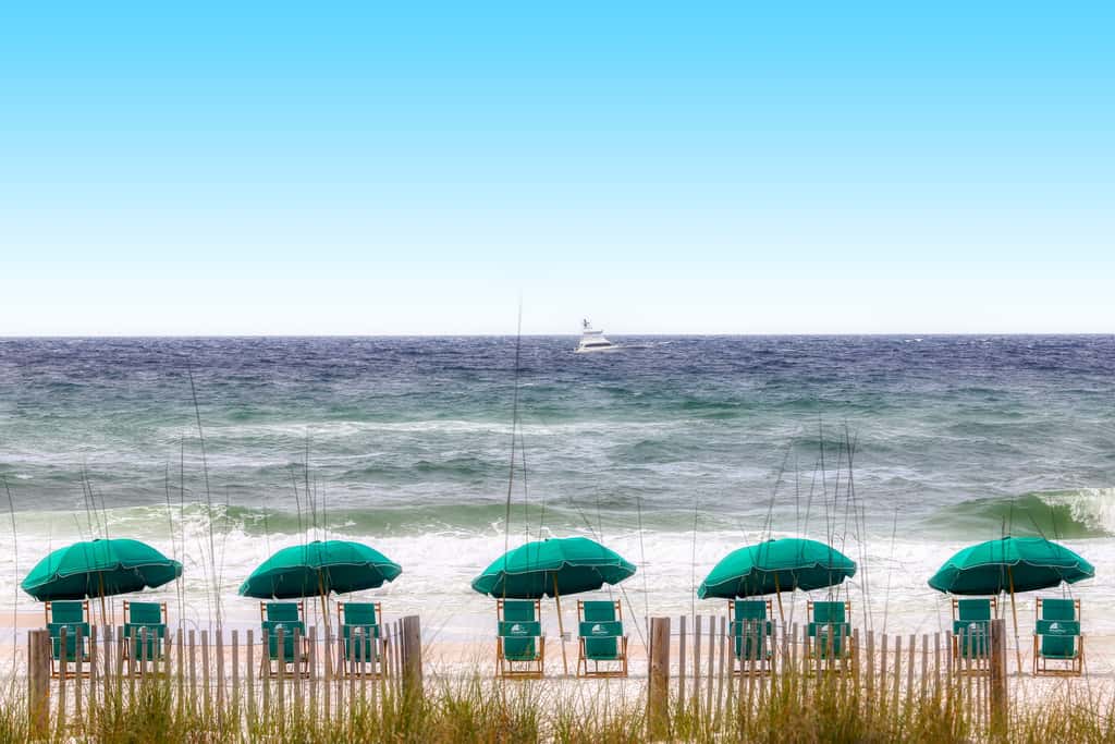 Cozy condo with Gulf-front balcony & great views - near shops & dining