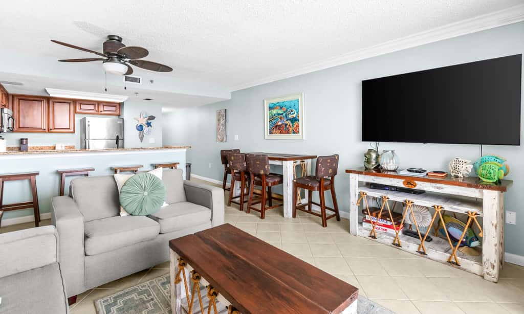 Beachfront Escape with Gulf Views, Pool & Hot Tub