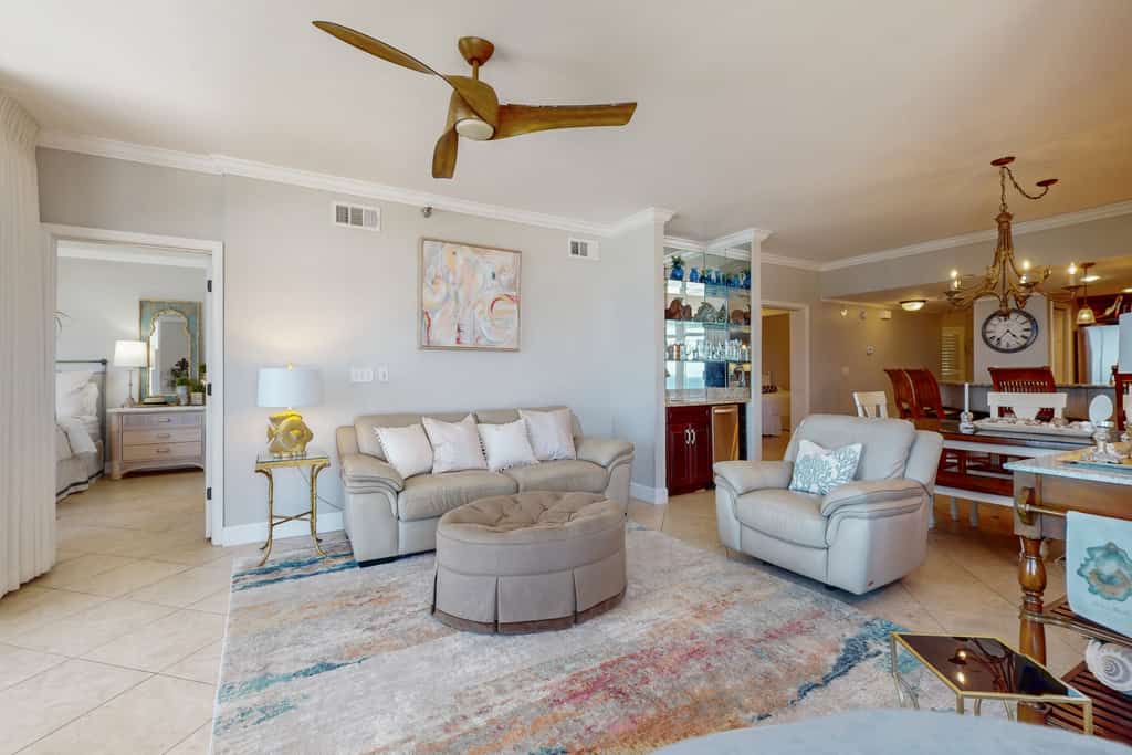 Jade East Towers 720