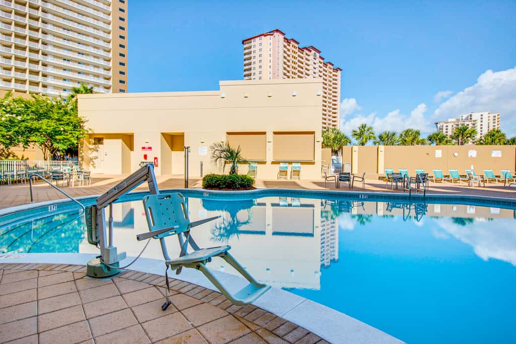 Beachfront resort condo with gulf views, pools,splash pad, hot tub, & gym