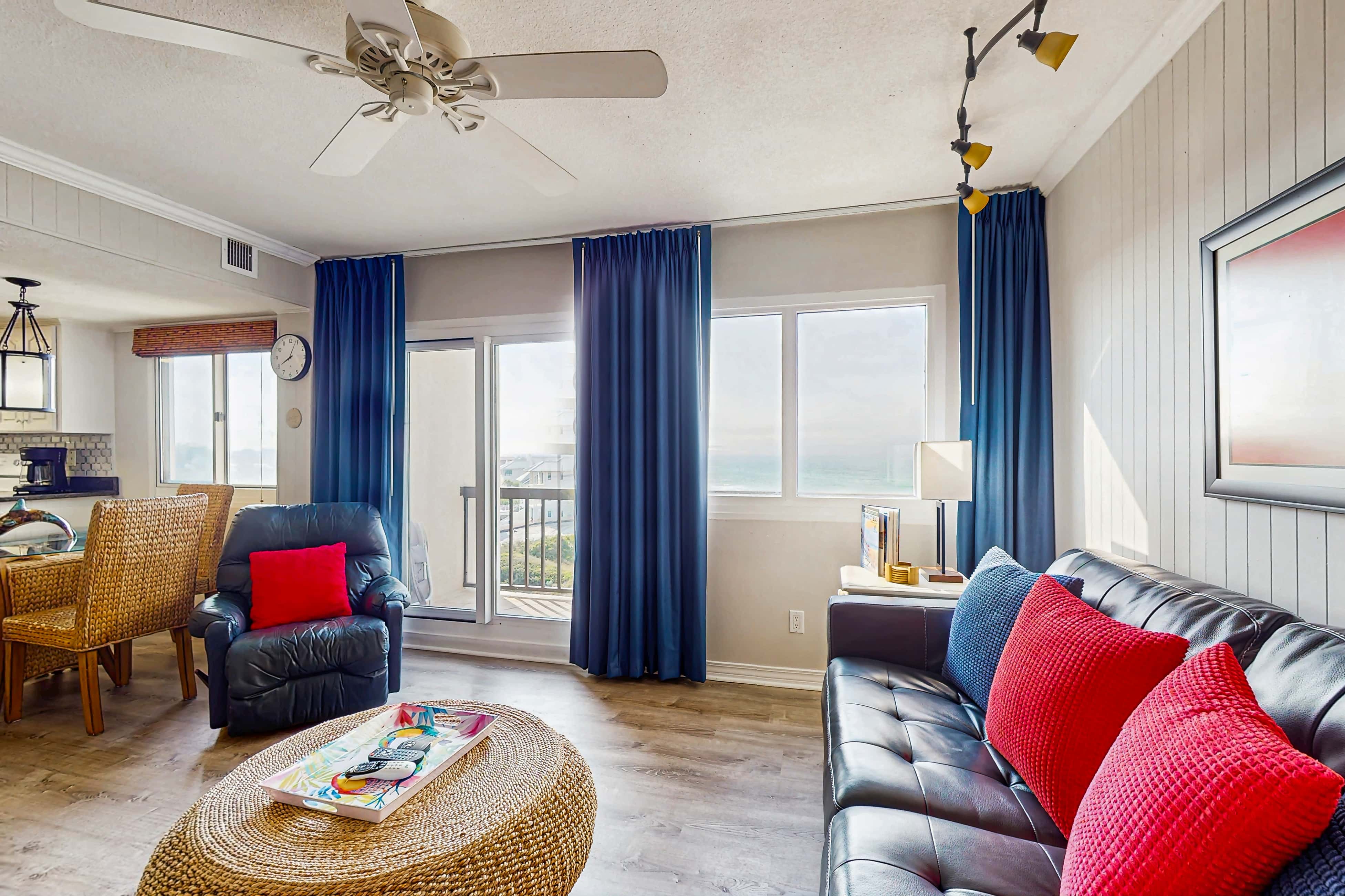 Gorgeous beachfront condo, shared pool and beach access