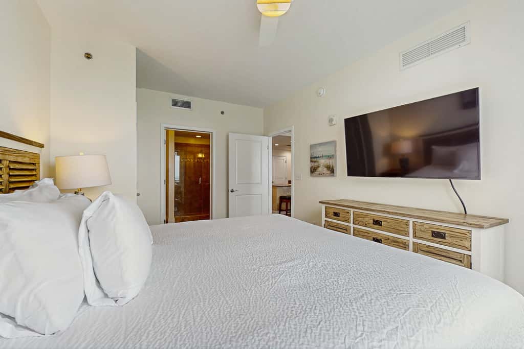 Updated beachfront retreat with hot tub, outdoor pool & balcony