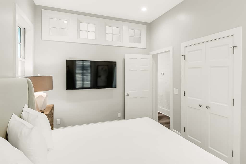 Spotless beachfront dream with views, a shared pool, & sports courts