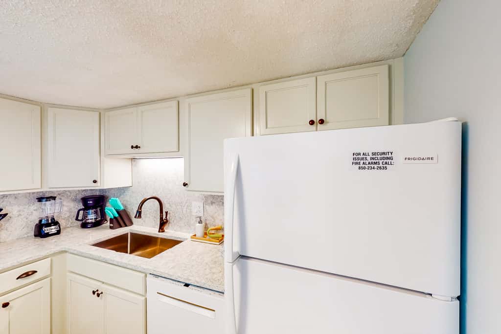 Resort condo in Panama City Beach with direct beach access