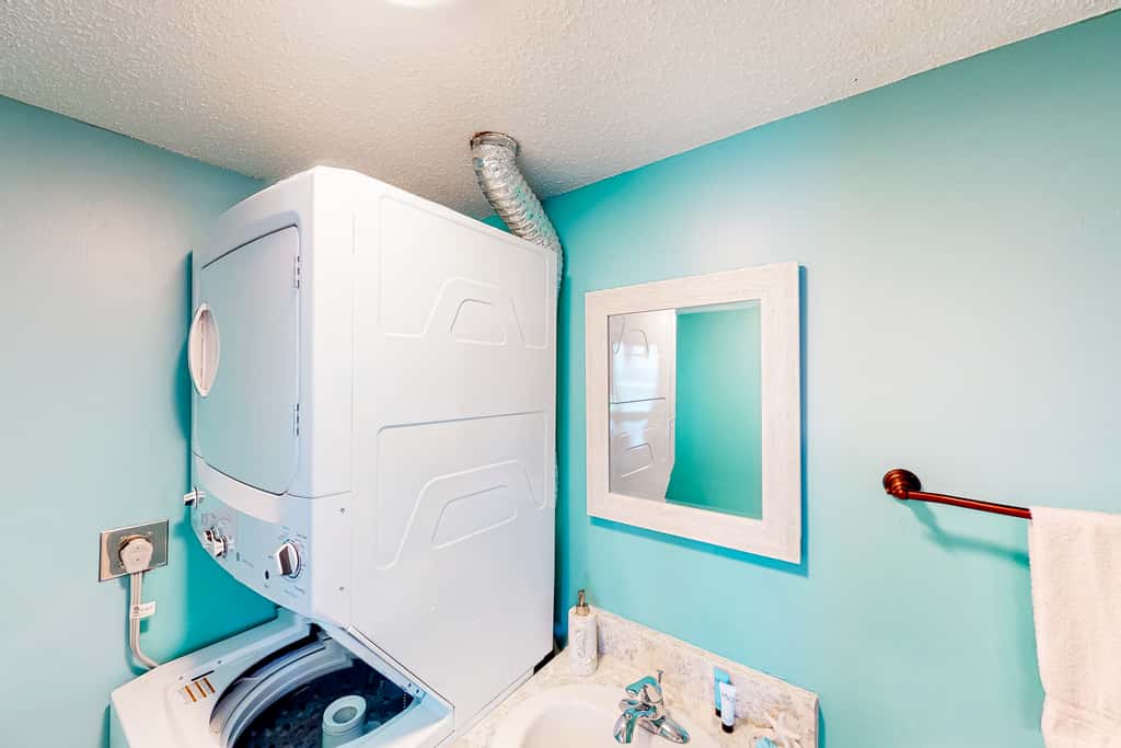Resort condo in Panama City Beach with direct beach access