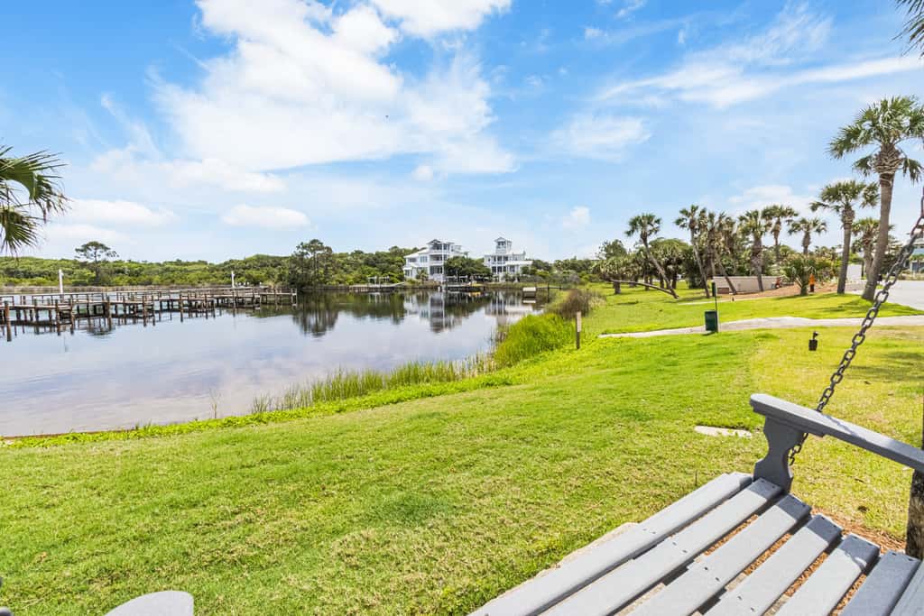Spectacular beachfront condo with great amenities, shared pool & beach access