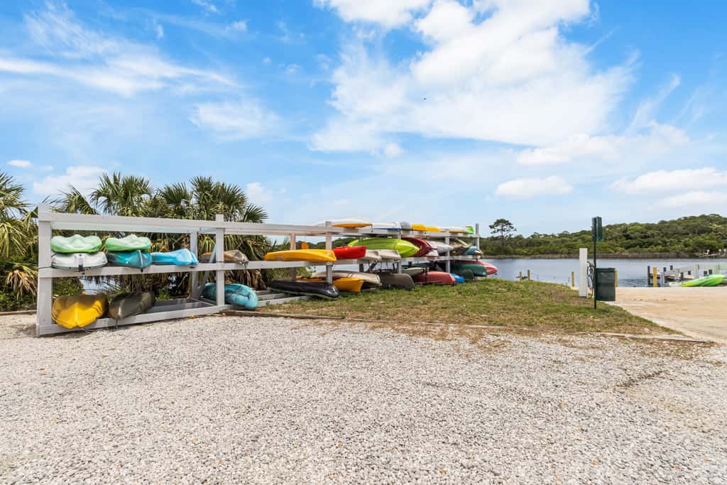 Spectacular beachfront condo with great amenities, shared pool & beach access