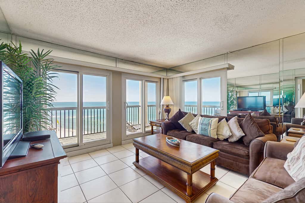 Gorgeous beachfront condo with plenty of space, shared pool & beach access