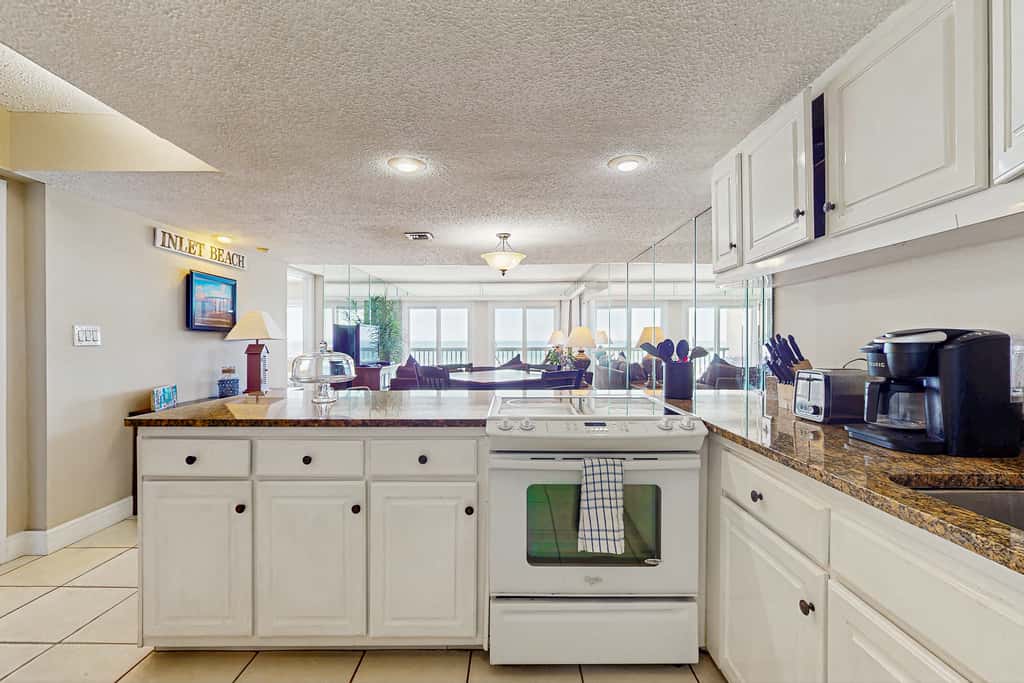 Gorgeous beachfront condo with plenty of space, shared pool & beach access