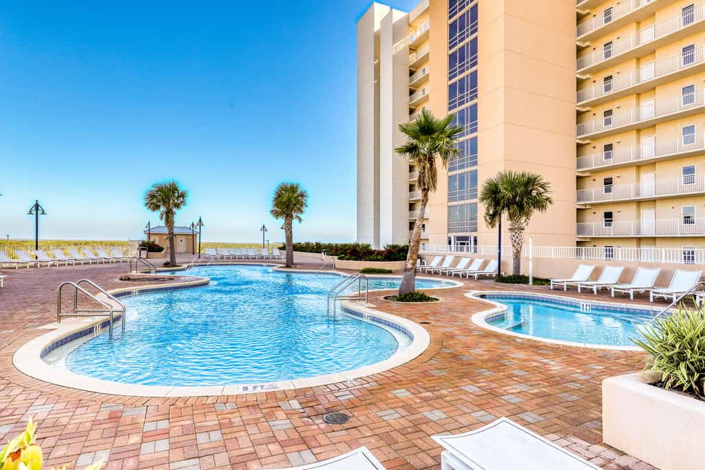Laketown Wharf 1001