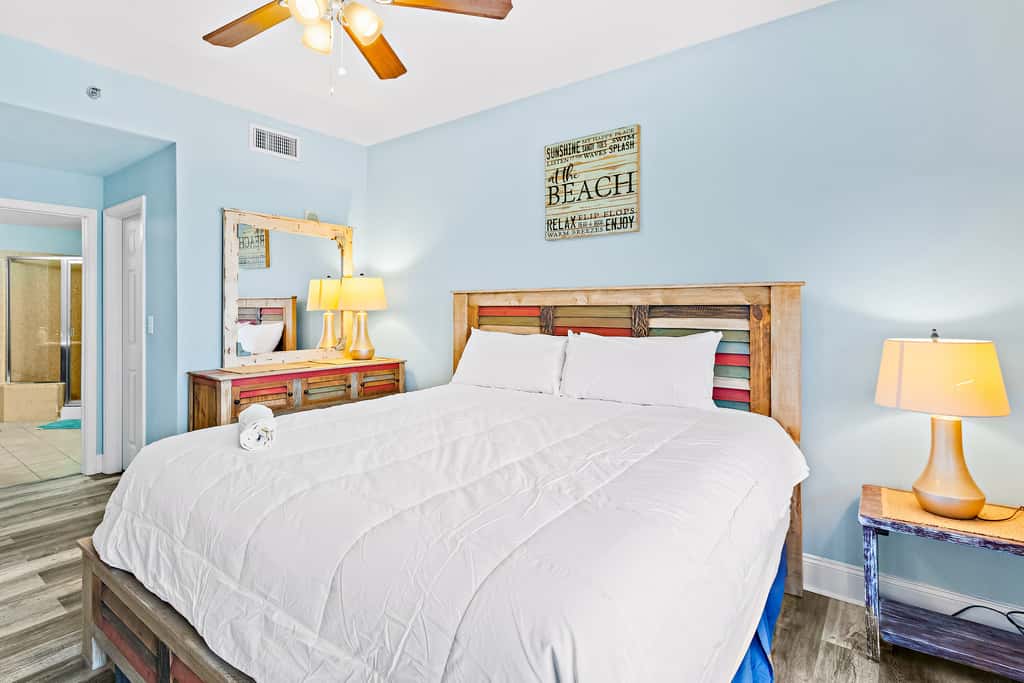 Fantastic beach and lake view condo with shared pools and hot tub