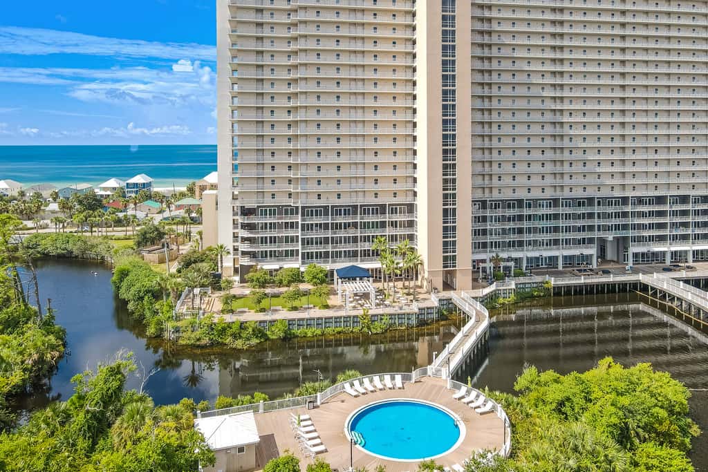 Fantastic beach and lake view condo with shared pools and hot tub