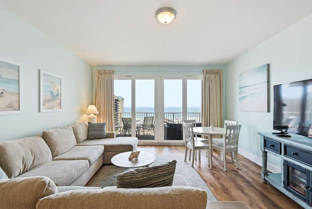 Laketown Wharf 727