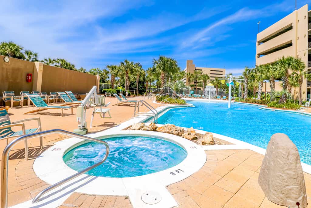 Emerald Beach Resort 536