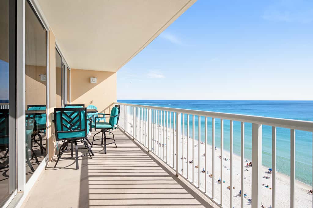 Beachfront condo on 10th floor with 4 shared pools, hot tub, tennis - great views