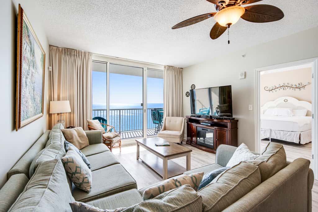 Beachfront condo on 10th floor with 4 shared pools, hot tub, tennis - great views