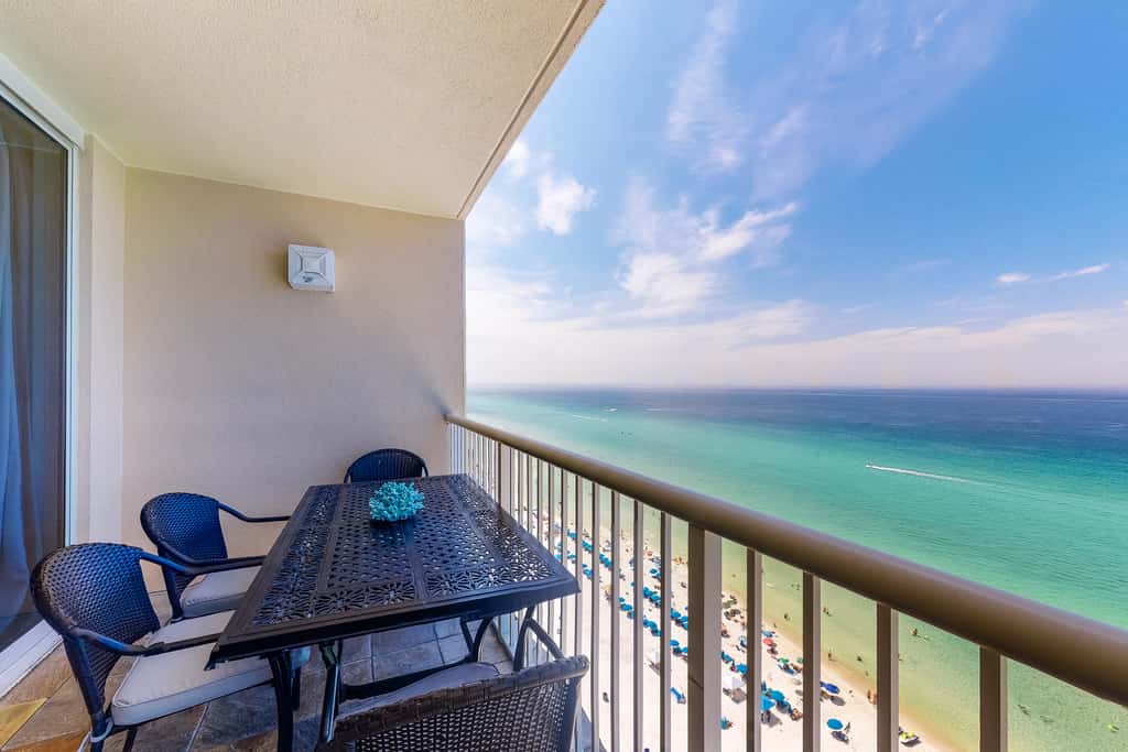 Gorgeous beachfront condo with beach access, 4 pools, hot tub, ocean views