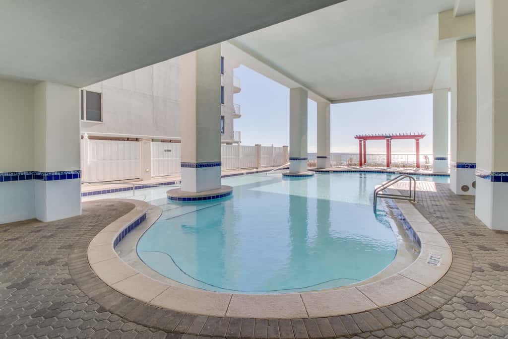Gorgeous beachfront condo with beach access, 4 pools, hot tub, ocean views