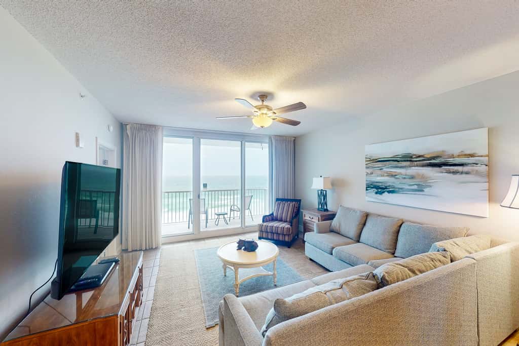 Gulf-front condo with 4 pools, movie theatre, game room, 3 hot tubs, tennis, W/D