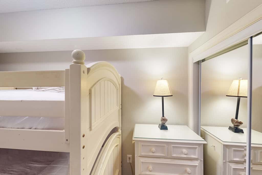 Gulf-front condo with 4 pools, movie theatre, game room, 3 hot tubs, tennis, W/D
