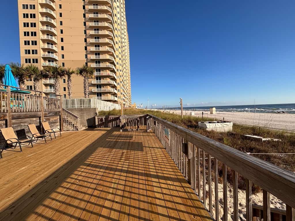 Front Beach Retreat C & B2 & D2