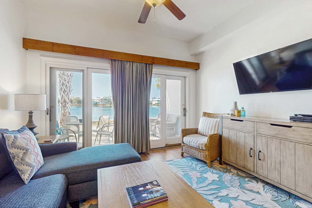 Gorgeous coastal home with plenty of space shared pool and easy beach access