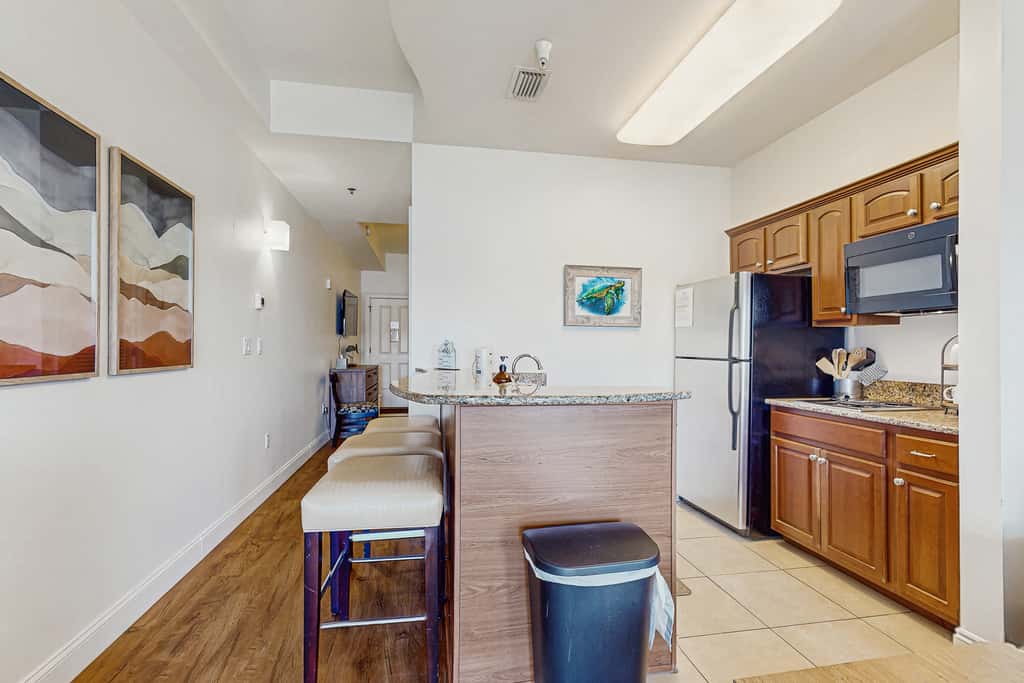 Gorgeous coastal home with plenty of space shared pool and easy beach access
