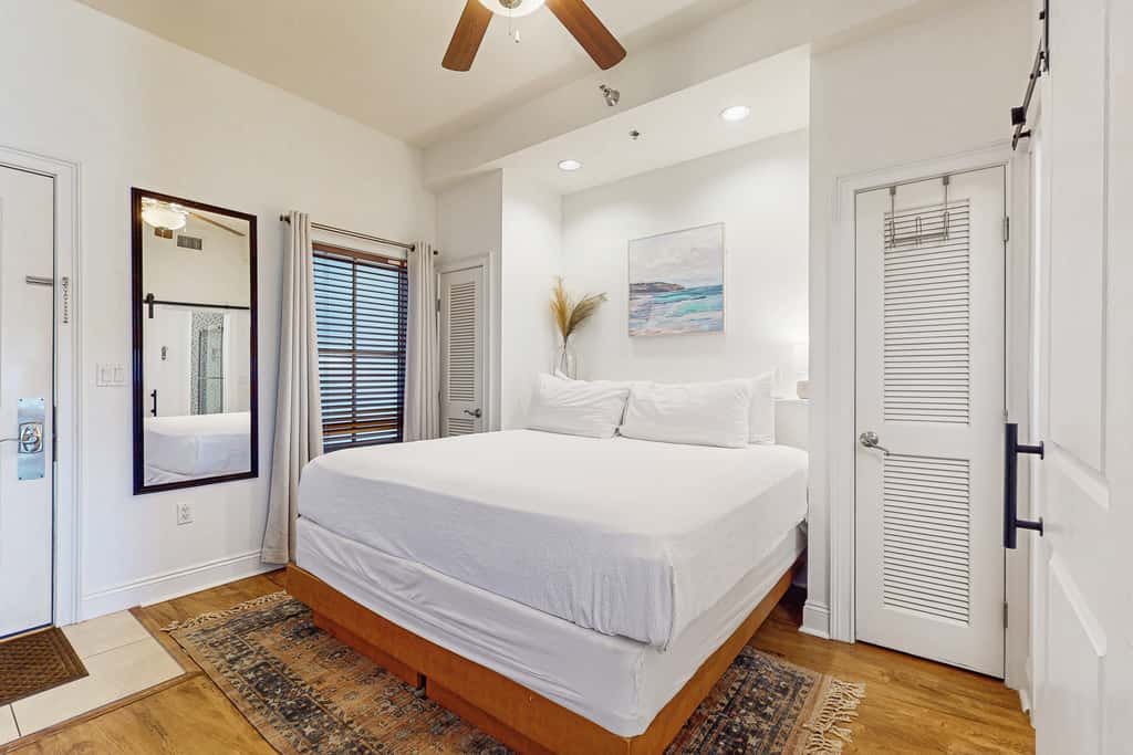 Gorgeous coastal home with plenty of space shared pool and easy beach access