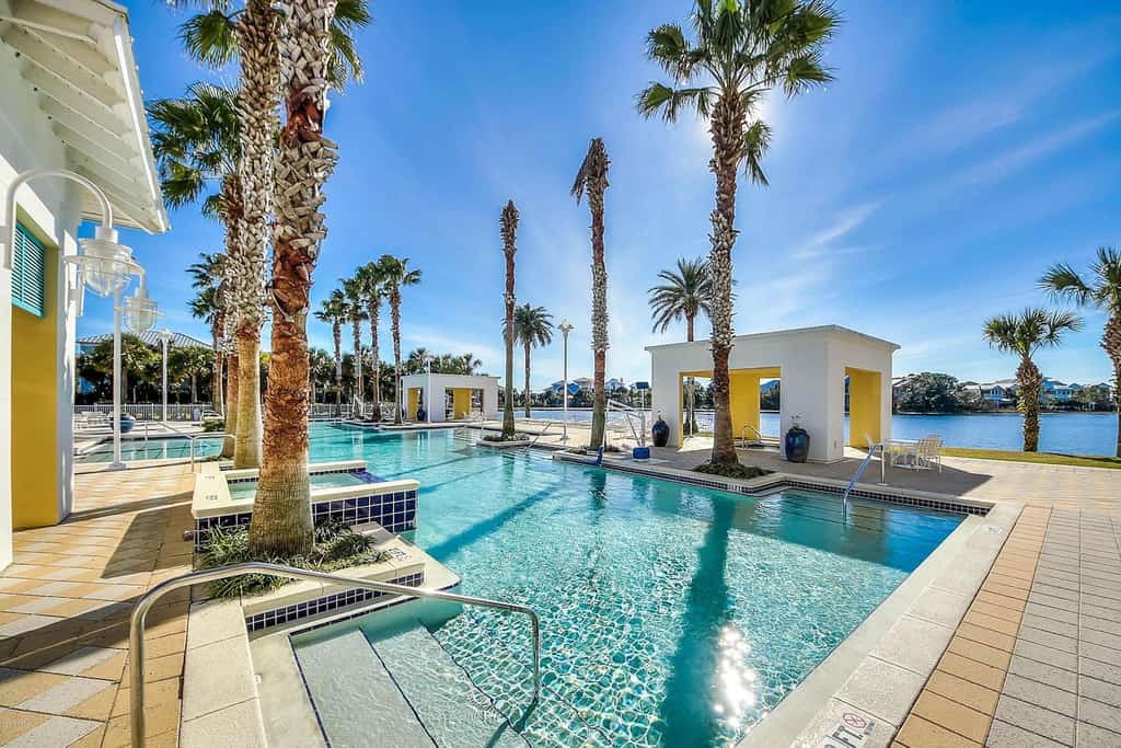 Carillon Beach Inn 205