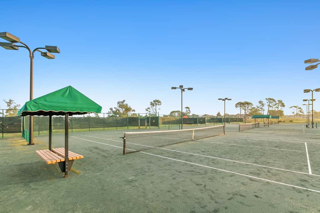 3rd-floor beach & pool-view condo with outdoor pool, hot tub, grills, balcony