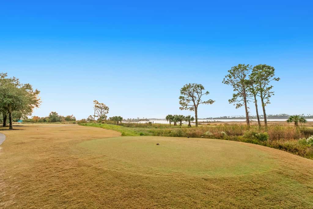 3rd-floor beach & pool-view condo with outdoor pool, hot tub, grills, balcony