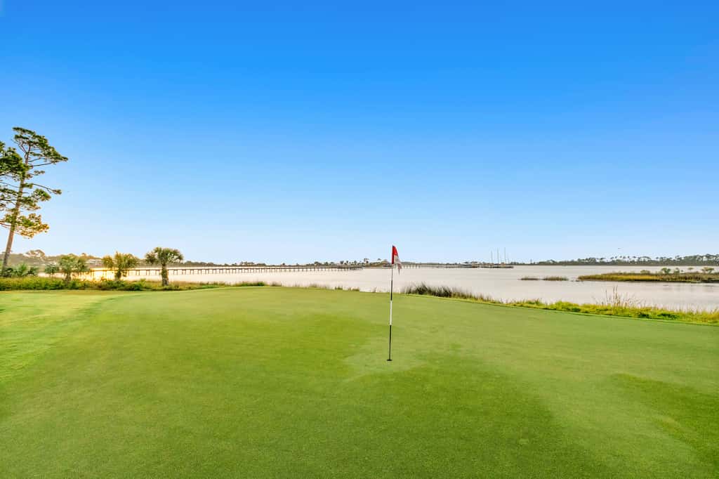 3rd-floor beach & pool-view condo with outdoor pool, hot tub, grills, balcony