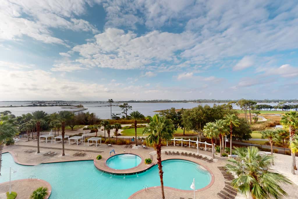 Bayview condo with pool, hot tub, and private balcony