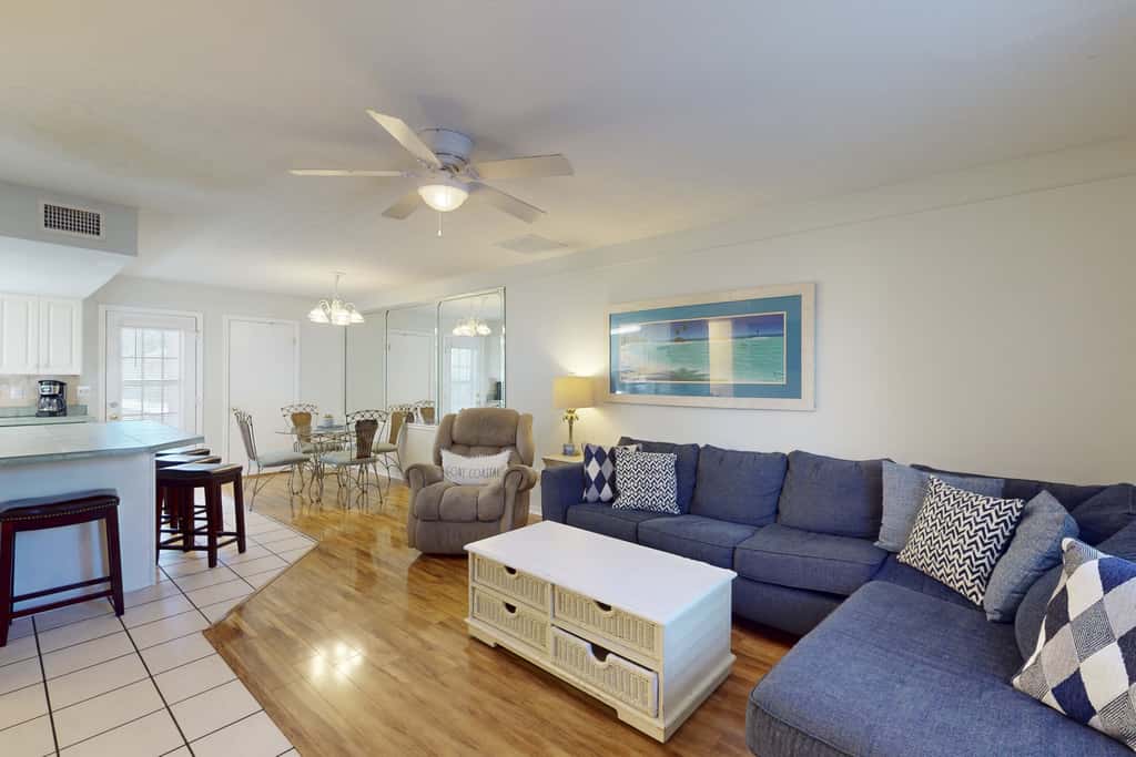 Dog-friendly townhome with beach access, pool, tennis, gym, WD, & central AC