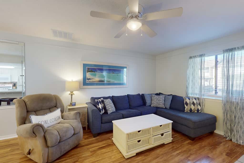 Dog-friendly townhome with beach access, pool, tennis, gym, WD, & central AC