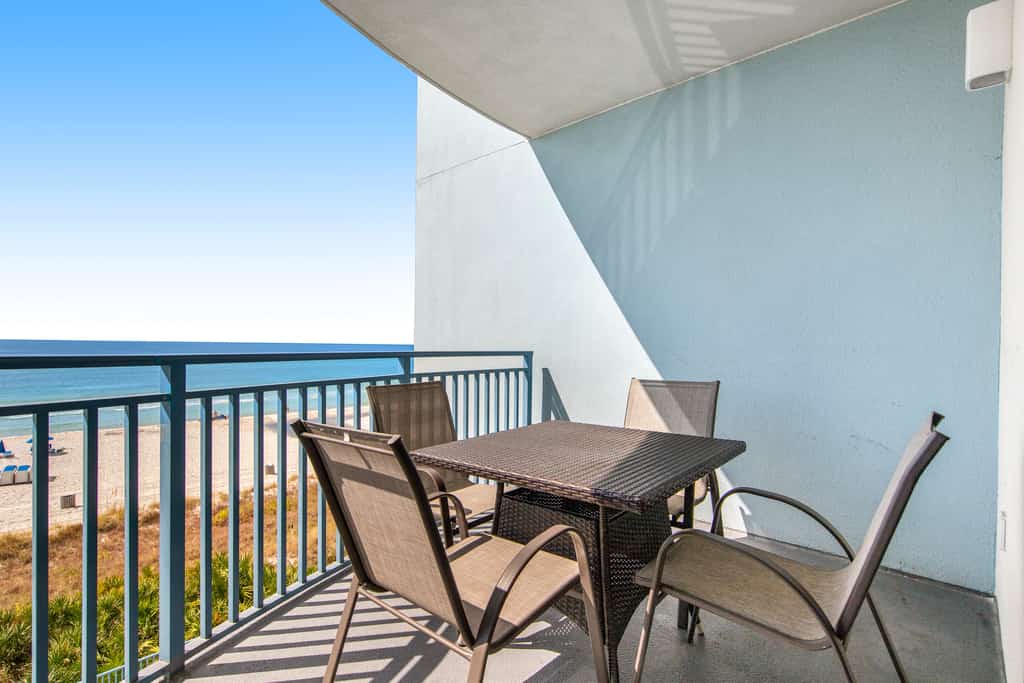 Sterling Breeze 305