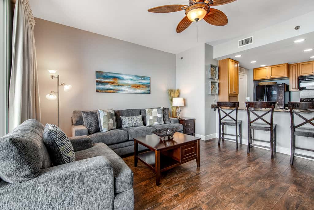 Gulf-front condo with seasonal beach service, pool, hot tub & gym