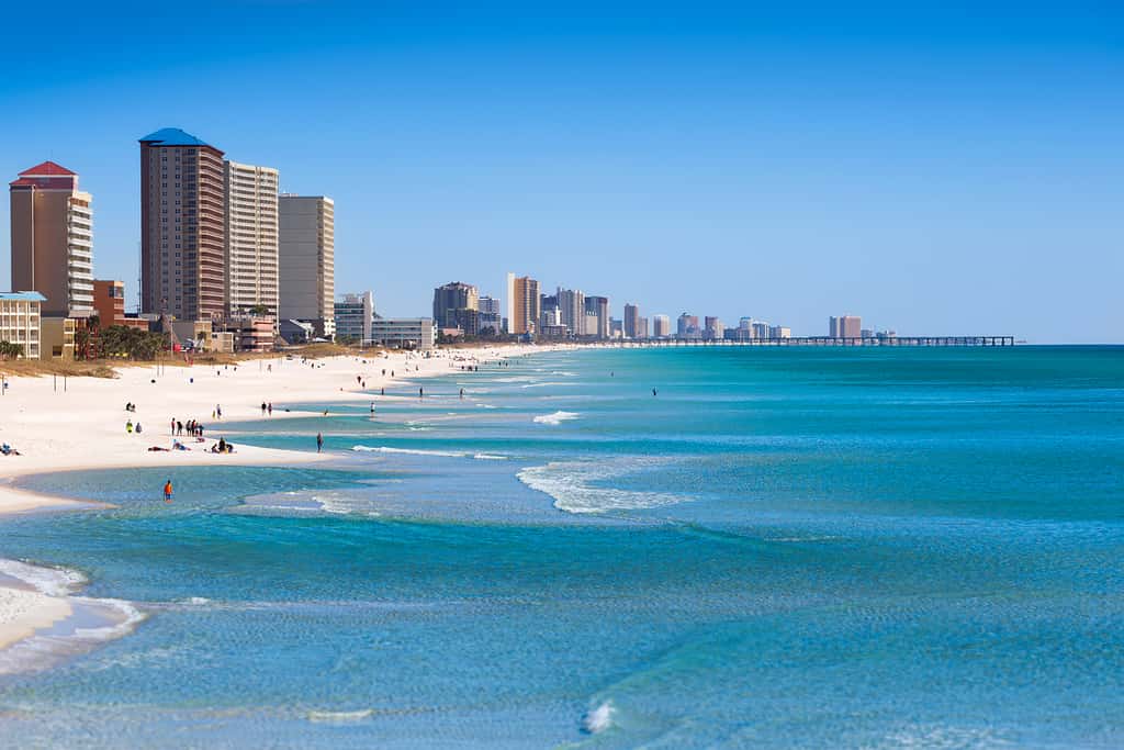 Oceanfront condo with scenic balcony, washer & dryer - pool, hot tub, tennis access