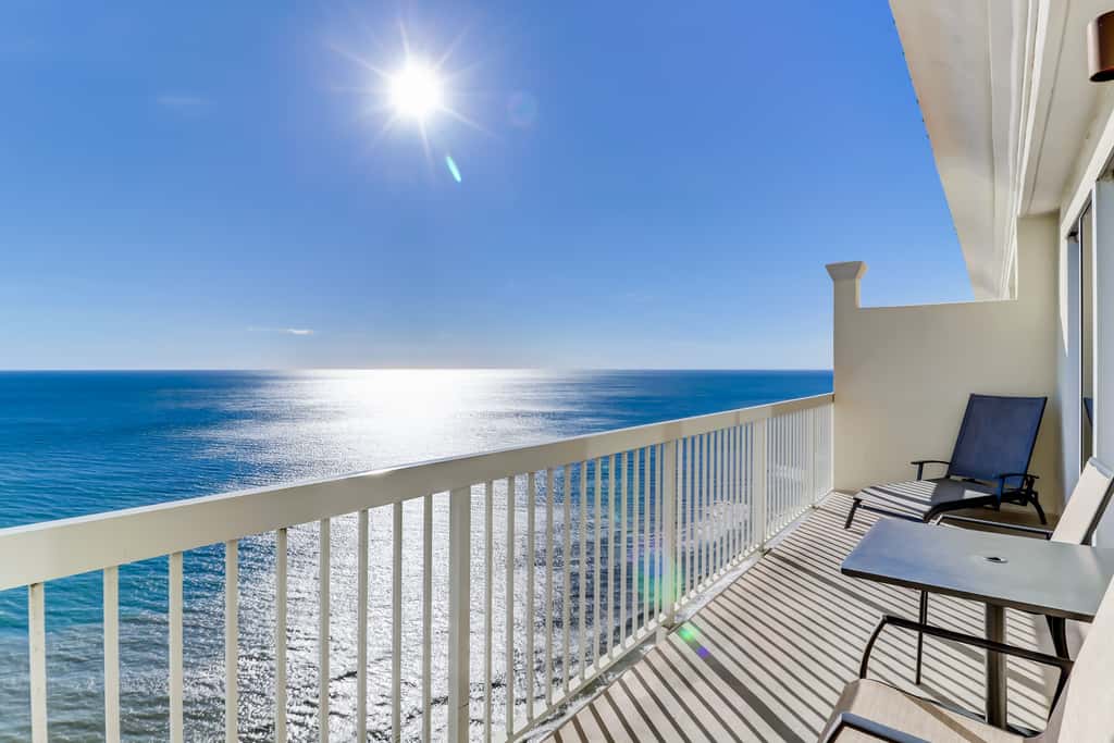 Gulf-front penthouse condo with pool, hot tub, fitness room, & beach access