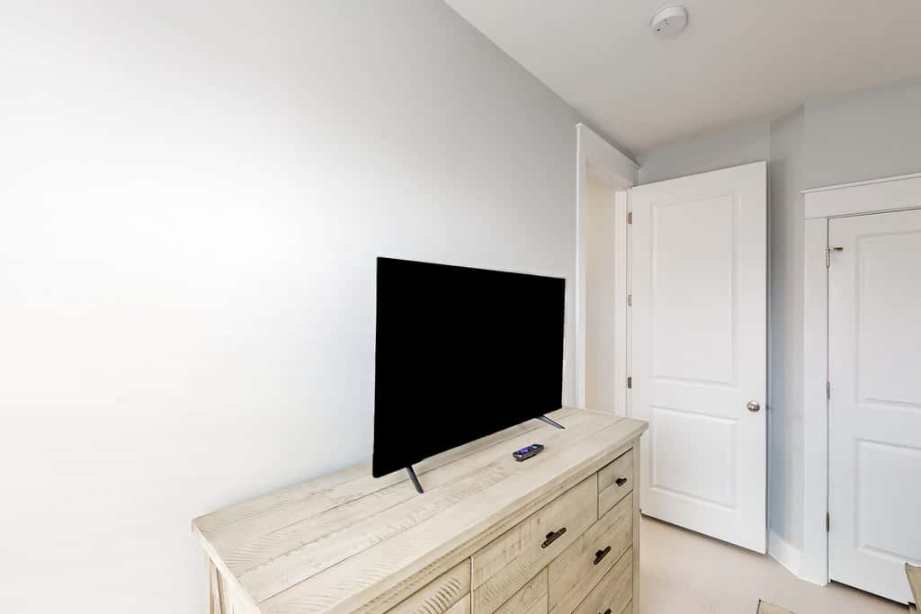 Newer, dog-friendly home with hot tub & game room - walk to the beach
