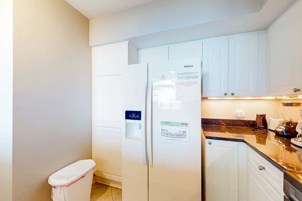 Beachfront 16th-floor condo with Gulf views, pool, game room, balcony, gym, W&D