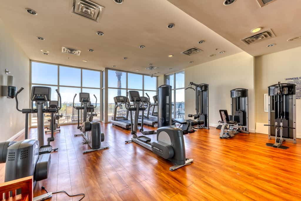 Beachfront condo with Gulf views, access to beach, large pool, hot tub & gym