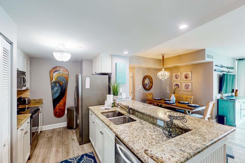 16th-floor condo with Gulf views, beach access, 2 pools, hot tub, & private W&D