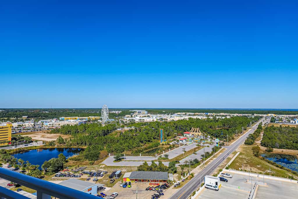 16th-floor condo with Gulf views, beach access, 2 pools, hot tub, & private W&D