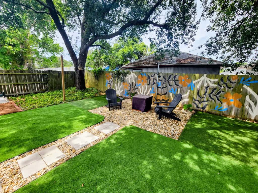 Gorgeous coastal  dog-friendly home with plenty of space and close to everything
