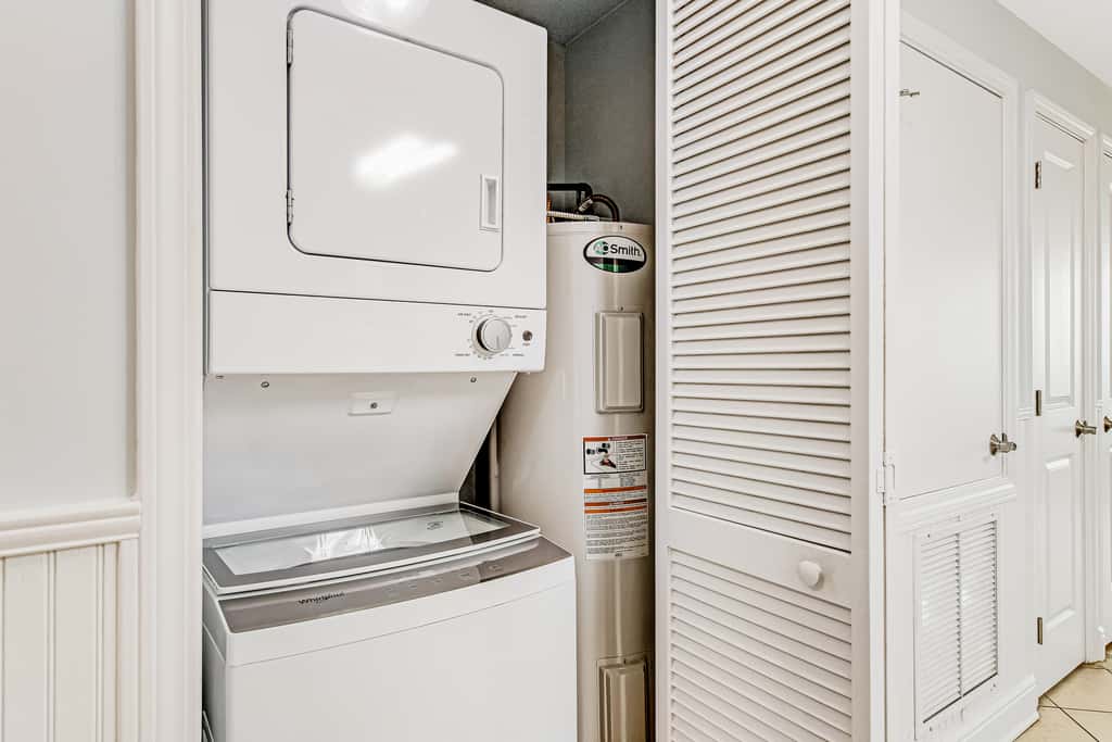 Renovated oceanfront condo with pools, hot tub & AC