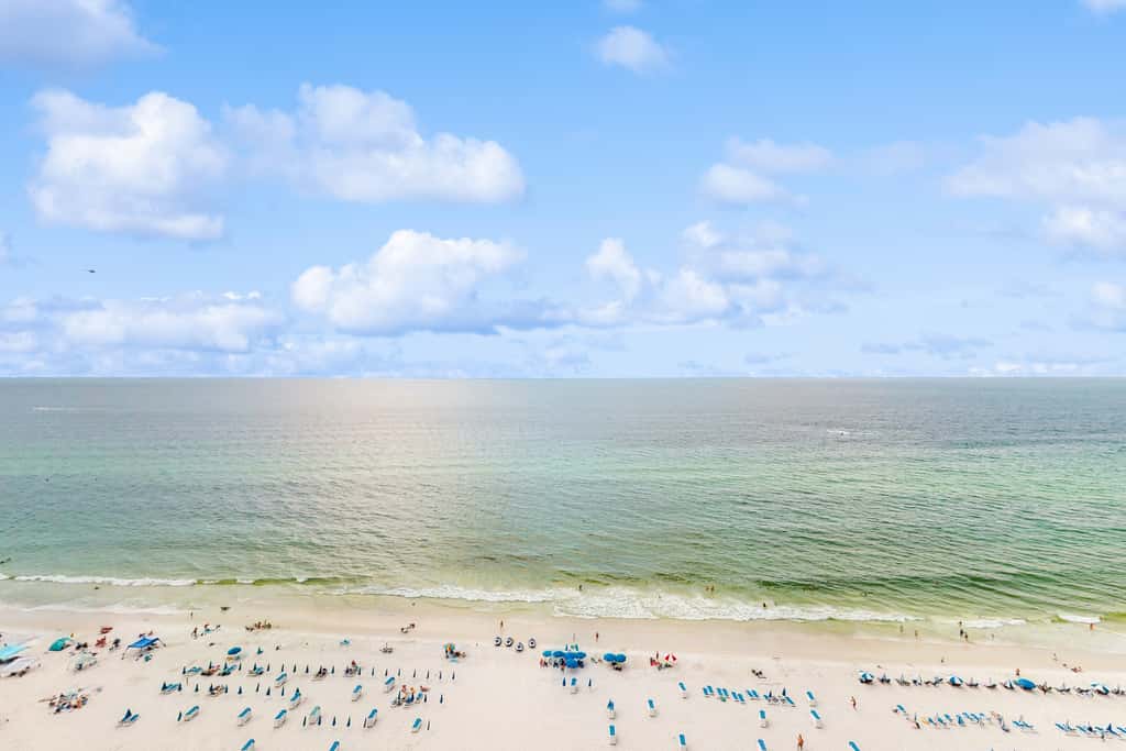 Updated, beachfront condo with pool, hot tub & gym