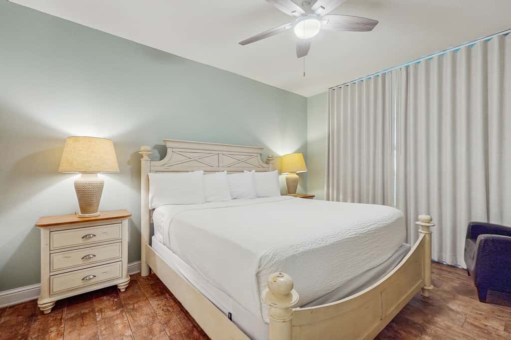 Updated, beachfront condo with pool, hot tub & gym