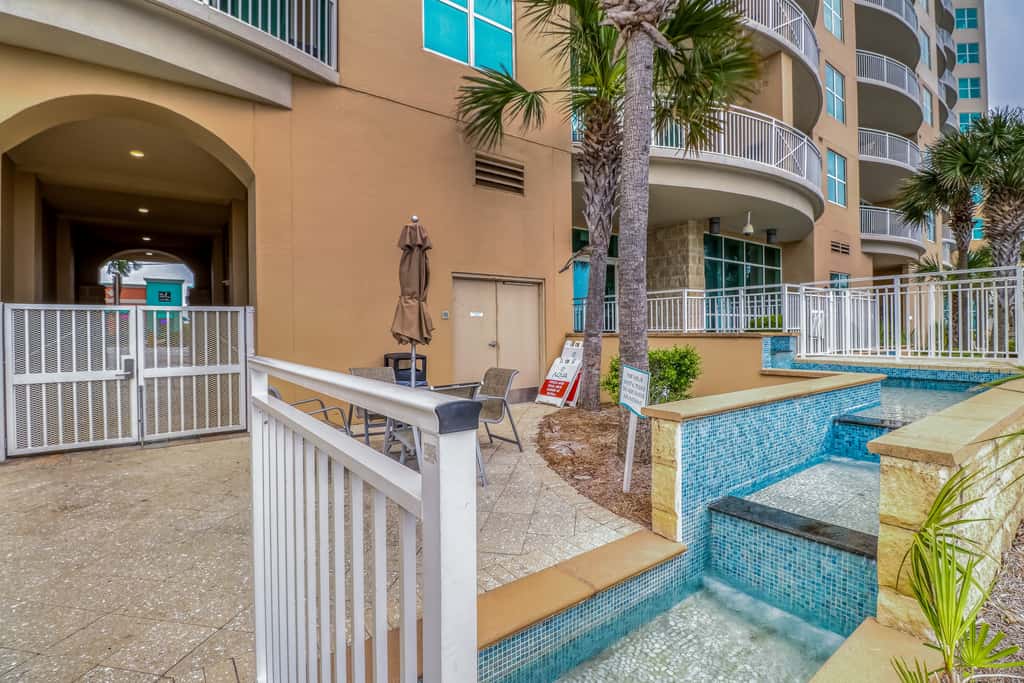 Updated, beachfront condo with pool, hot tub & gym