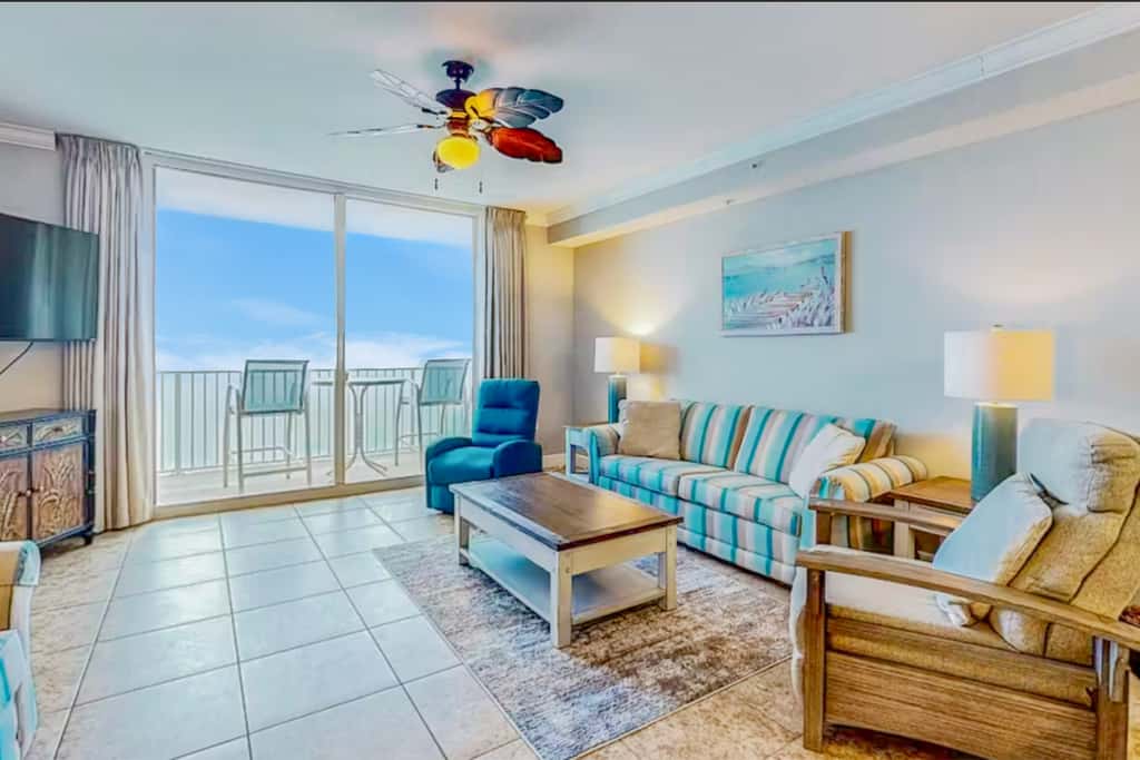 Gulf-front resort condo with 2 on-site lagoon pools, hot tubs & beach service